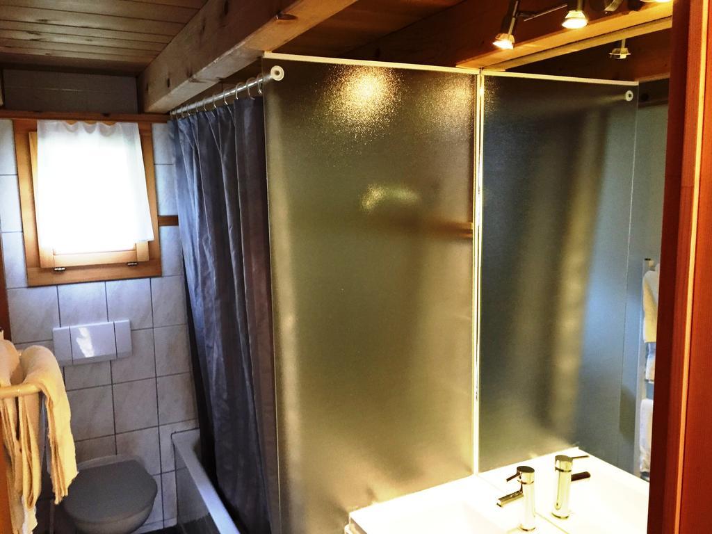 Alpen Chalet Kandersteg Quarto foto