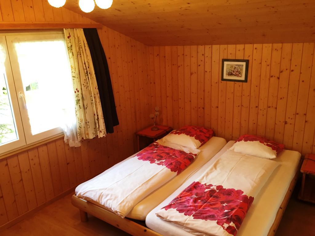 Alpen Chalet Kandersteg Quarto foto