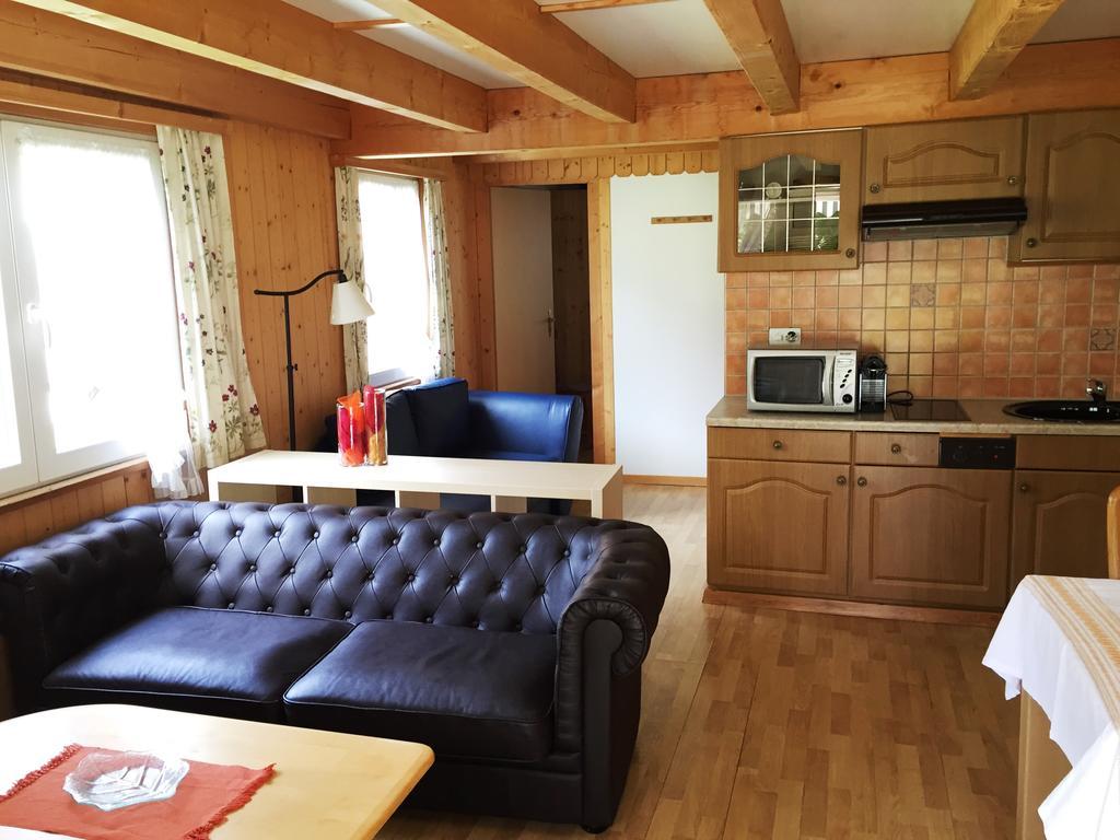 Alpen Chalet Kandersteg Quarto foto