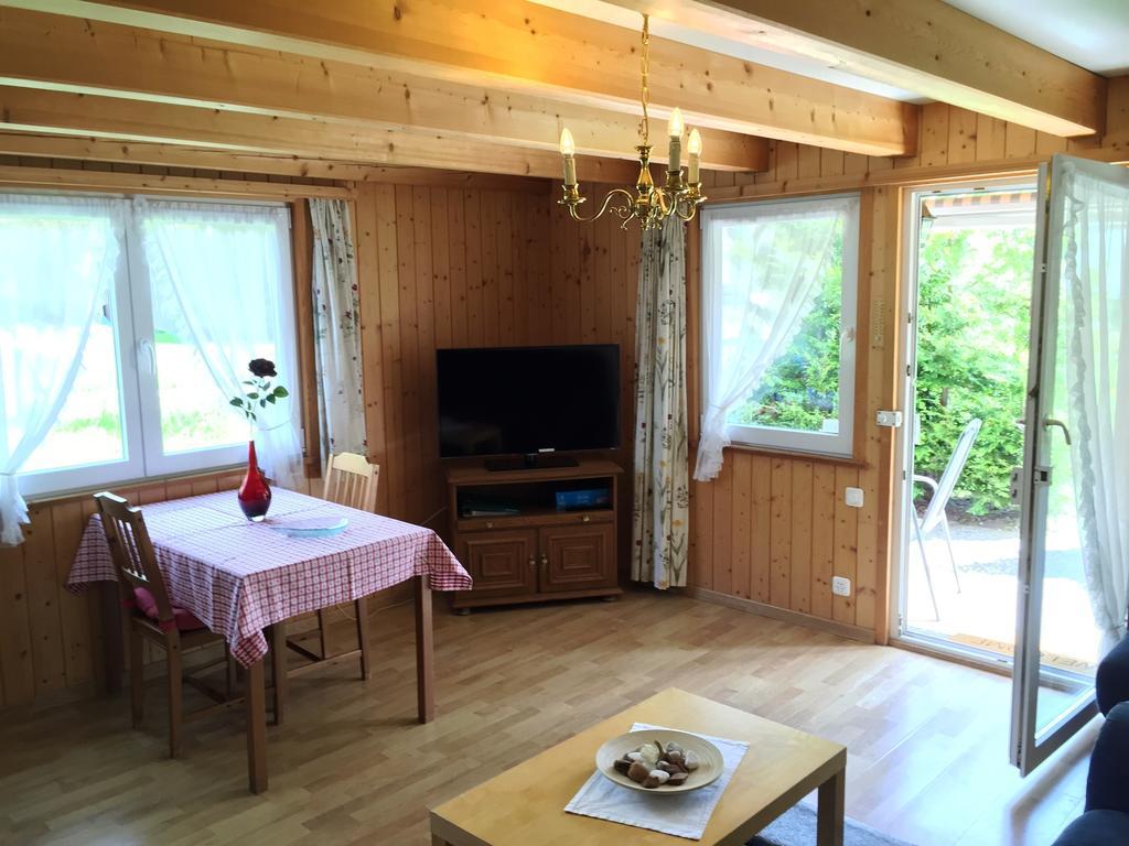 Alpen Chalet Kandersteg Quarto foto